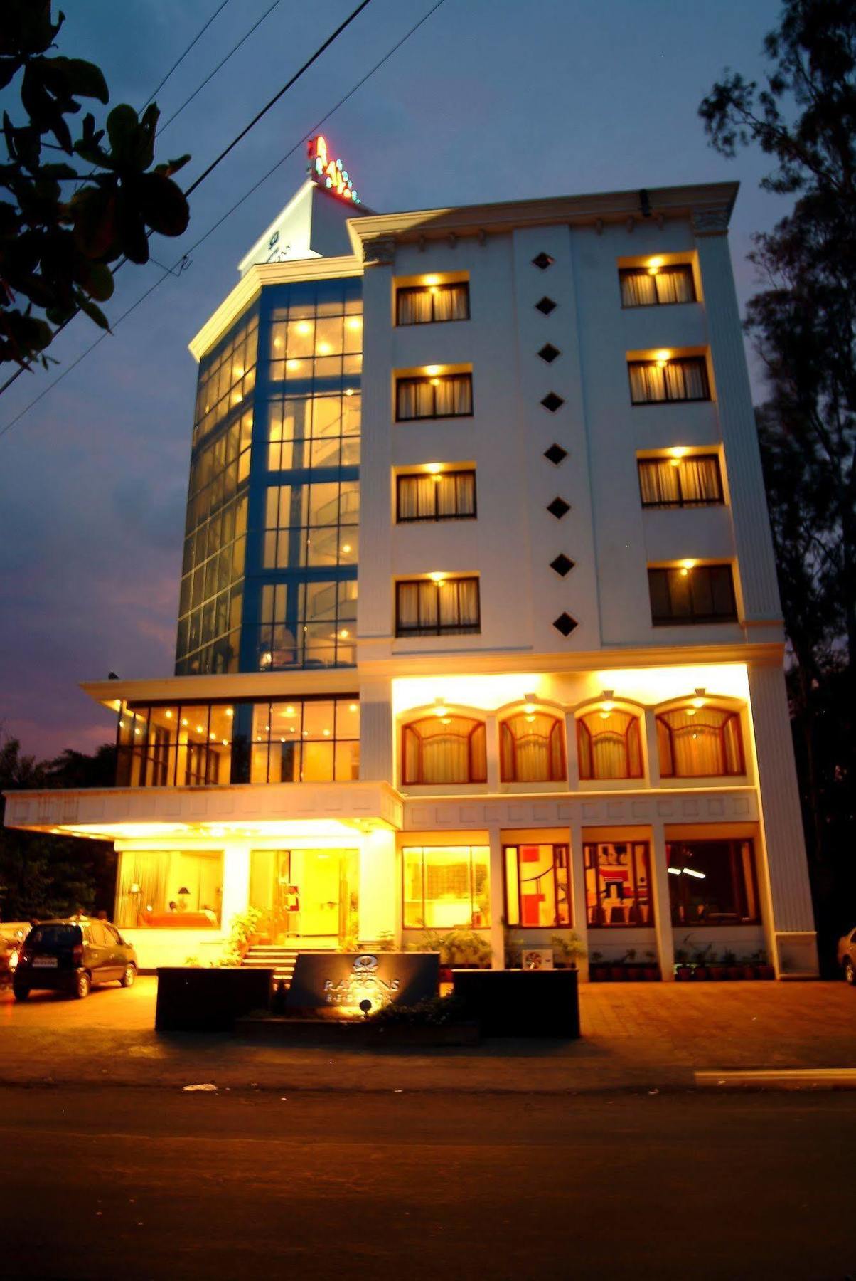 Citrus Hotel Kolhapur Exterior photo